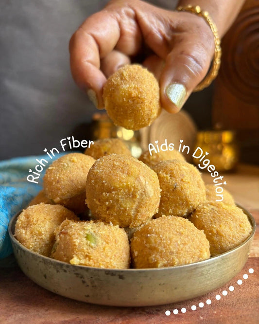 Desi Ghee Besan Ladoo | देसी घी के बेसन लड्डू - Nani ka PITARA
