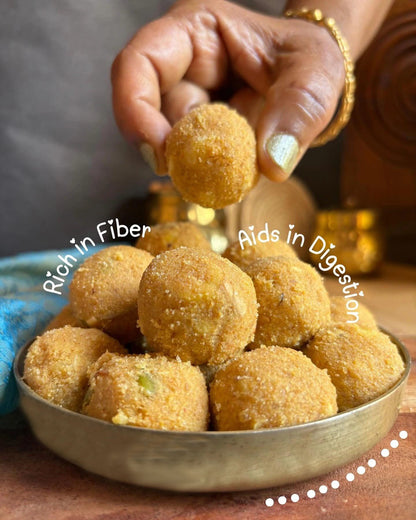 Desi Ghee Besan Ladoo