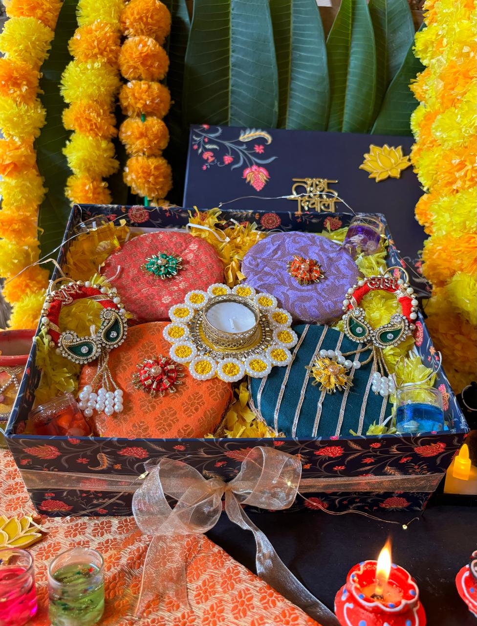 Bada Dhamaka Gift Hamper: A Grand Festive Celebration